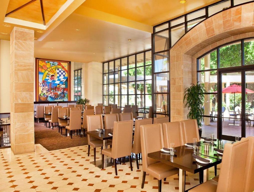 Sheraton Crescent Hotel Phoenix Dış mekan fotoğraf